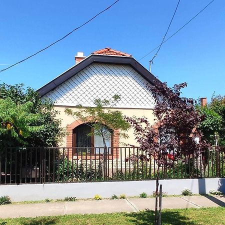 Berettyóújfalu Bundik Vendeghaz 아파트 외부 사진